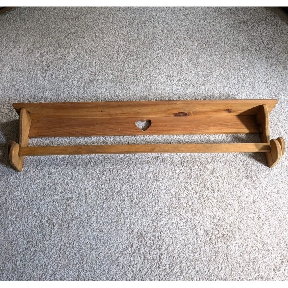 VTG Rustic Wood Heart Cutout Wall Shelf with Towel Quilt Rod 47 Inch Cottagecore